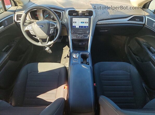 3FA6P0HD2LR134550 2020 FORD FUSION Silver Vista del salpicadero