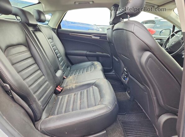 3FA6P0HD3GR378133 2016 FORD FUSION Белый Вид задних сидений