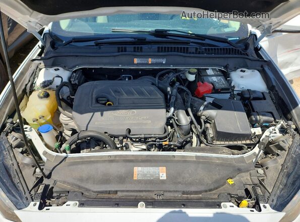 3FA6P0HD3HR116548 2017 FORD FUSION White Vista interior trasera