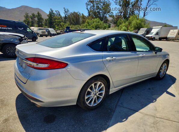 3FA6P0HD3HR293603 2017 FORD FUSION Silver Trasero derecho