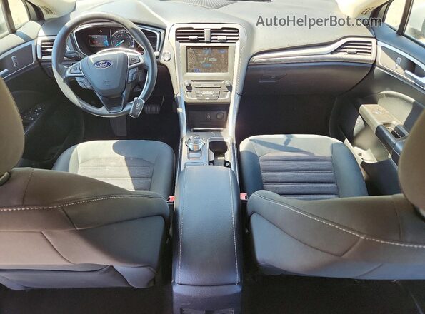 3FA6P0HD3HR293603 2017 FORD FUSION Silver Vista del salpicadero