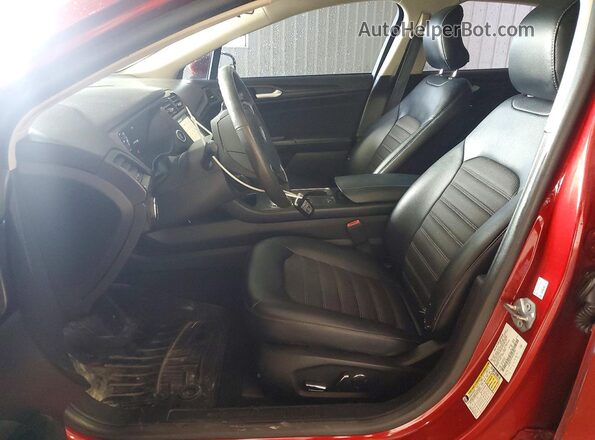 3FA6P0HD3JR252734 2018 FORD FUSION Red Widok wnętrza z przodu