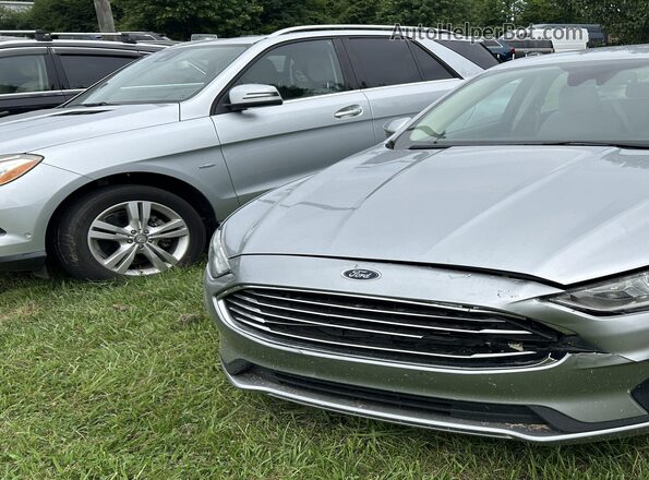 3FA6P0HD3LR195602 2020 FORD FUSION  Vista tres cuartos delantera izquierda