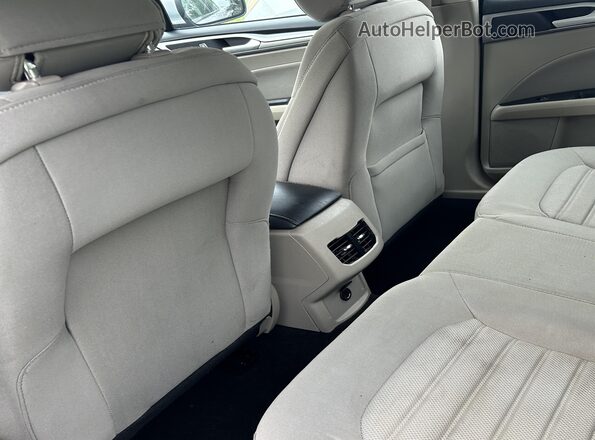 3FA6P0HD3LR195602 2020 FORD FUSION  Vista de la etiqueta del VIN