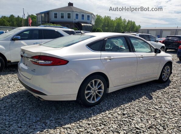 3FA6P0HD4HR169517 2017 FORD FUSION Белый Задняя правая четверть