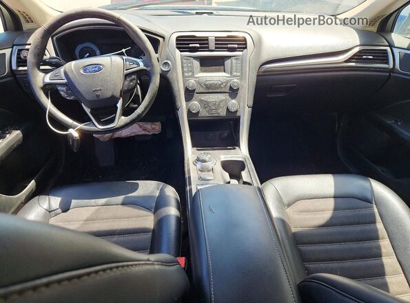3FA6P0HD4HR207280 2017 FORD FUSION White Vista del salpicadero