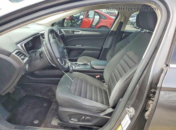 3FA6P0HD4HR348267 2017 FORD FUSION Серый Вид салона спереди
