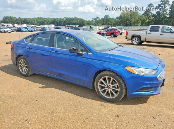 3FA6P0HD4HR353923 2017 FORD FUSION Blue Przód prawy