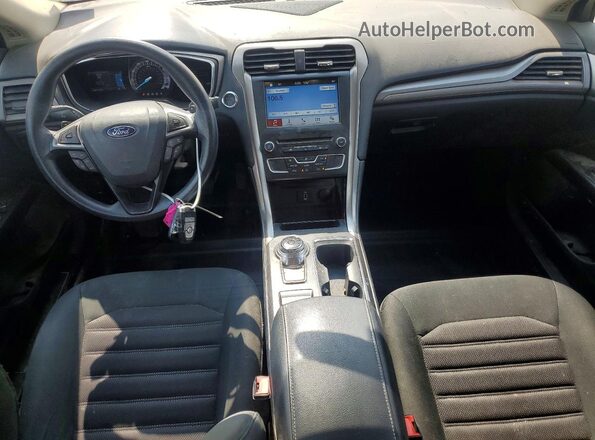 3FA6P0HD4HR353923 2017 FORD FUSION Blue Widok deski rozdzielczej