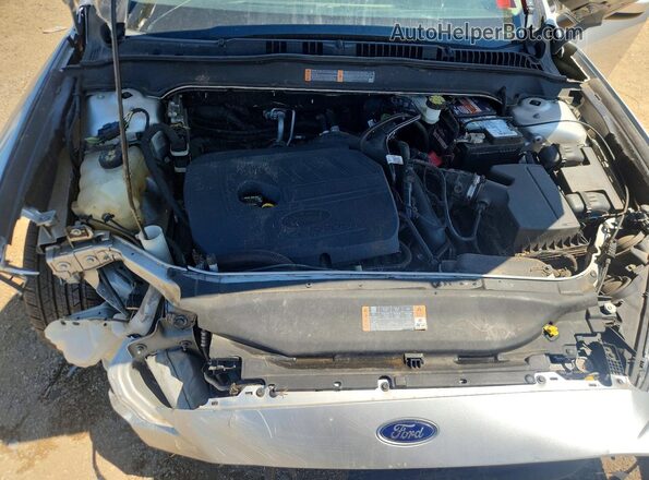 3FA6P0HD4JR265718 2018 FORD FUSION Silver Rear interior view