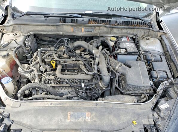 3FA6P0HD4JR281109 2018 FORD FUSION Silver Rear interior view