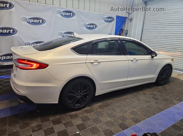 3FA6P0HD4KR282665 2019 FORD FUSION White Tył prawy