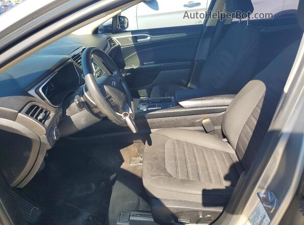 3FA6P0HD4LR135151 2020 FORD FUSION Silver Вид салону спереду
