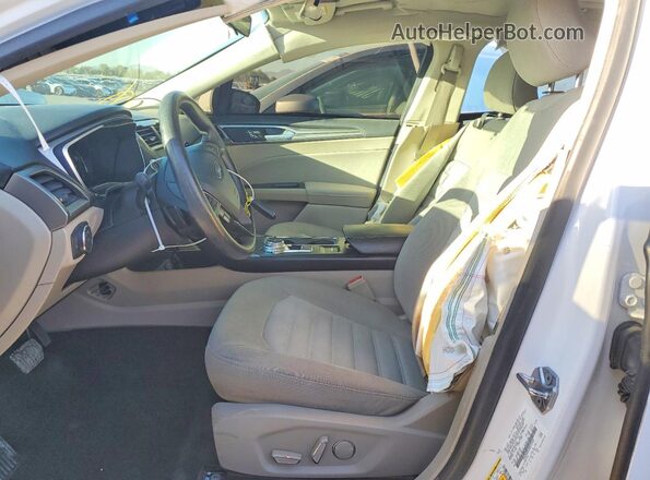3FA6P0HD5HR252549 2017 FORD FUSION White წინა სალონის ხედი
