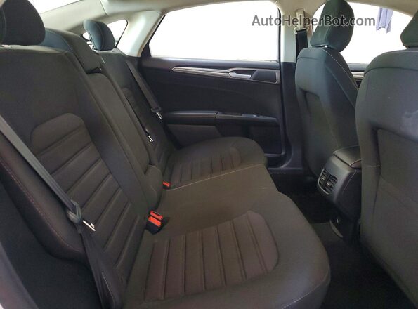 3FA6P0HD5LR185850 2020 FORD FUSION White Հետևի նստատեղերի տեսք