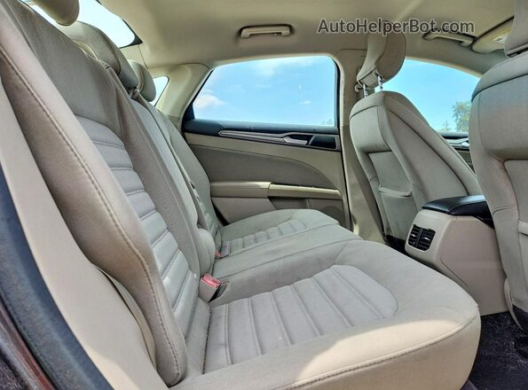 3FA6P0HD6HR123798 2017 FORD FUSION Gray Rear seats view