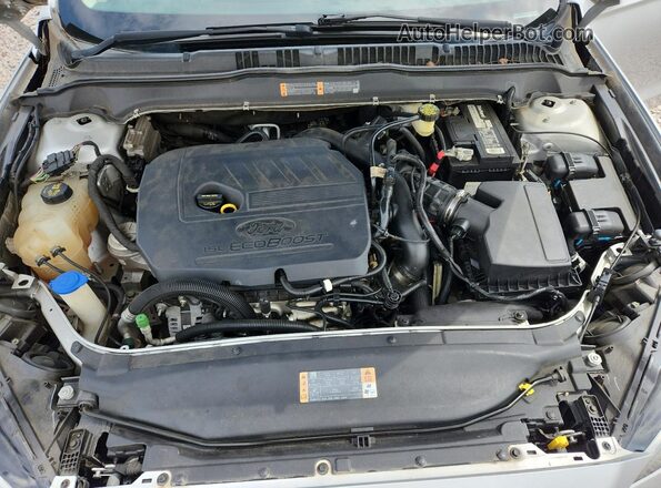 3FA6P0HD6HR353082 2017 FORD FUSION Silver Widok wnętrza z tyłu