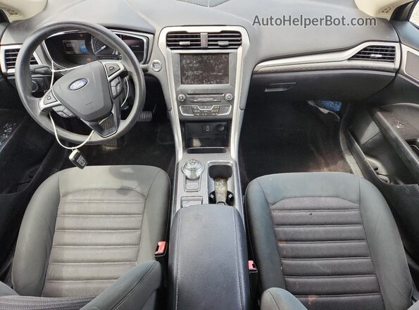 3FA6P0HD6HR353082 2017 FORD FUSION Silver Widok deski rozdzielczej