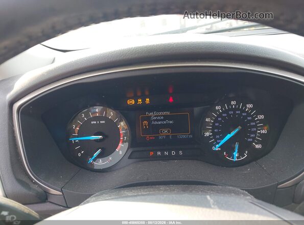 3FA6P0HD7GR111562 2016 FORD FUSION Red Widok tylnych siedzeń