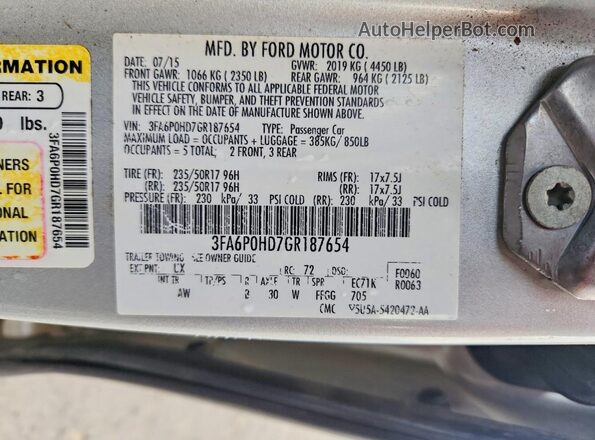 3FA6P0HD7GR187654 2016 FORD FUSION Silver Engine compartment view
