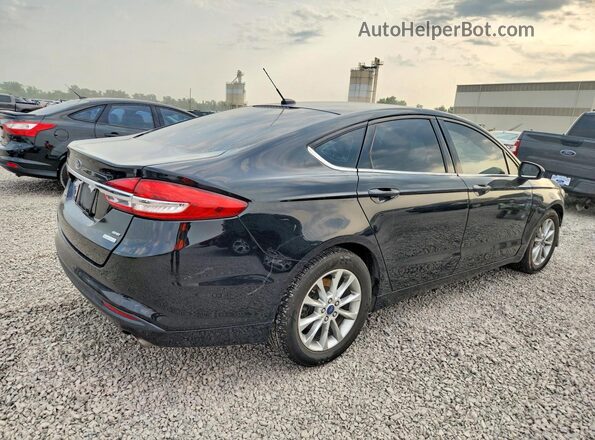 3FA6P0HD7HR247143 2017 FORD FUSION Black Tył prawy