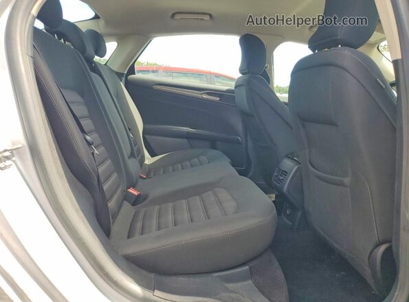 3FA6P0HD7HR256442 2017 FORD FUSION Серебряный Вид задних сидений
