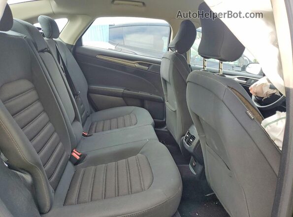 3FA6P0HD7HR263228 2017 FORD FUSION Burgundy Вид задніх сидінь