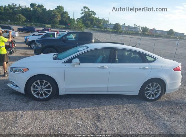 3FA6P0HD7HR287397 2017 FORD FUSION Белый Панорамный вид салона 360°