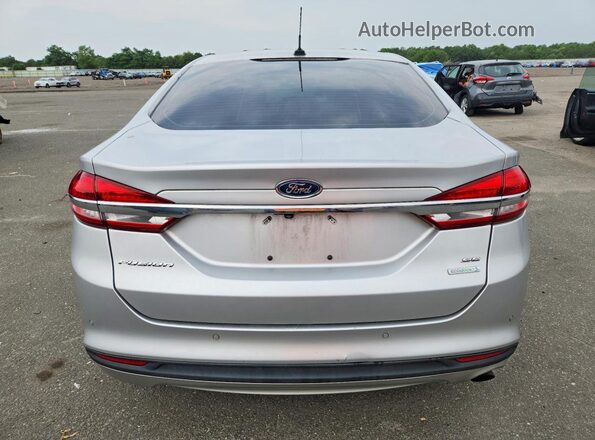 3FA6P0HD7JR251005 2018 FORD FUSION Silver Vista trasera
