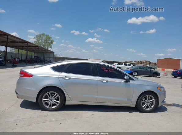 3FA6P0HD7JR272890 2018 FORD FUSION Silver Вид задньої частини салону