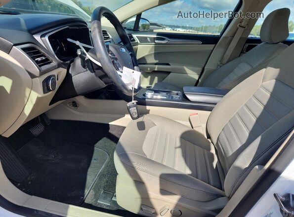 3FA6P0HD7LR143714 2020 FORD FUSION White Front interior view