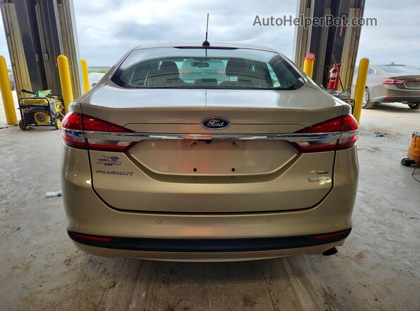 3FA6P0HD8HR247085 2017 FORD FUSION Beige უკანა ხედი