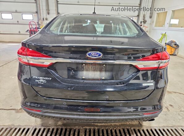 3FA6P0HD8HR407871 2017 FORD FUSION Black Widok z tyłu