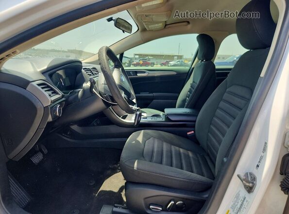 3FA6P0HD8JR262241 2018 FORD FUSION White წინა სალონის ხედი