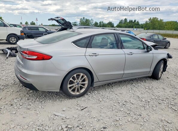 3FA6P0HD8LR228917 2020 FORD FUSION Silver Tył prawy