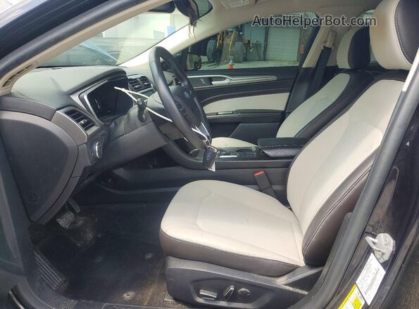 3FA6P0HD8LR262033 2020 FORD FUSION Черный Вид салона спереди