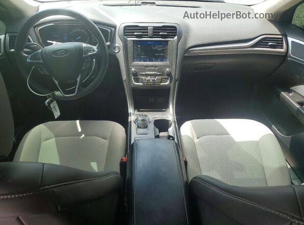 3FA6P0HD8LR262033 2020 FORD FUSION Черный Вид панели приборов