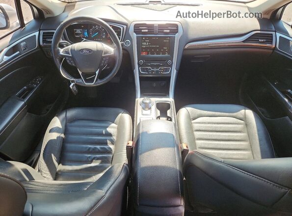 3FA6P0HD9JR149480 2018 FORD FUSION Silver Առջևի վահանակի տեսք