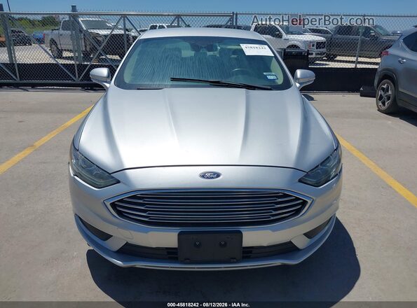 3FA6P0HD9JR208107 2018 FORD FUSION Silver Вид спереду