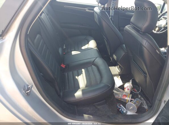 3FA6P0HD9JR249398 2018 FORD FUSION Silver VIN sticker view