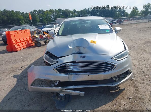 3FA6P0HD9JR249398 2018 FORD FUSION Silver Instrument cluster view