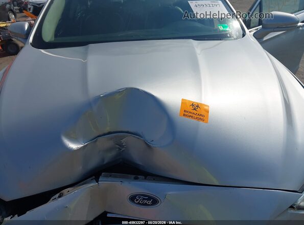 3FA6P0HD9JR249398 2018 FORD FUSION Silver Rear view