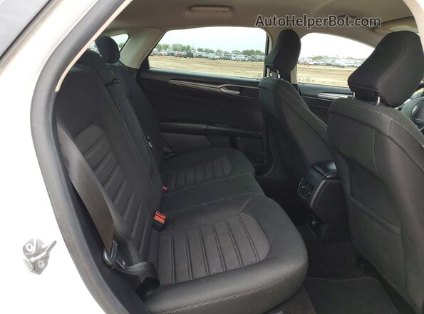 3FA6P0HD9LR249145 2020 FORD FUSION White Rear seats view
