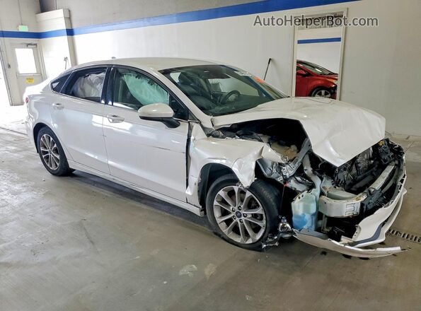 3FA6P0HD9LR258136 2020 FORD FUSION White Przód prawy