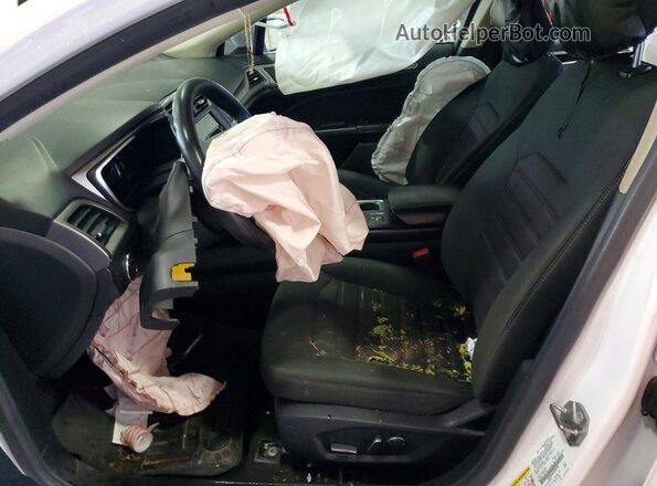 3FA6P0HD9LR258136 2020 FORD FUSION White Widok wnętrza z przodu