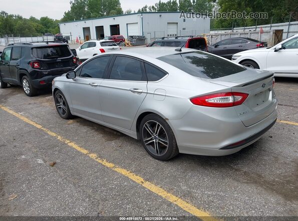 3FA6P0HDXGR152932 2016 FORD FUSION Silver Trasero izquierdo