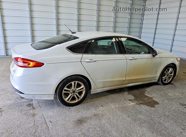 3FA6P0HDXJR259115 2018 FORD FUSION Белый Задняя правая четверть