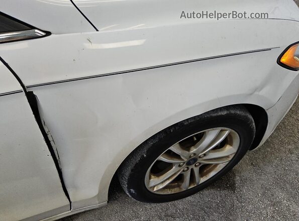 3FA6P0HDXJR259115 2018 FORD FUSION Белый 