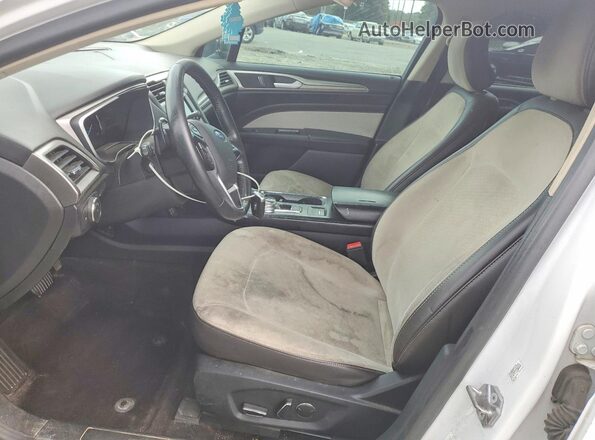3FA6P0HDXKR160621 2019 FORD FUSION White Widok wnętrza z przodu