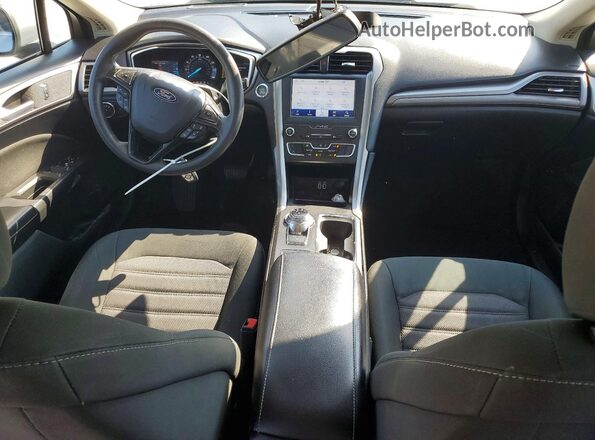 3FA6P0HDXLR142993 2020 FORD FUSION Silver Widok deski rozdzielczej